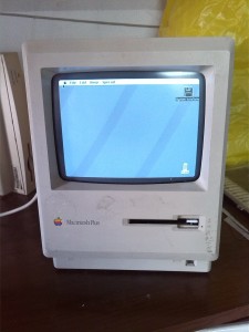 Macintosh Plus - Desktop